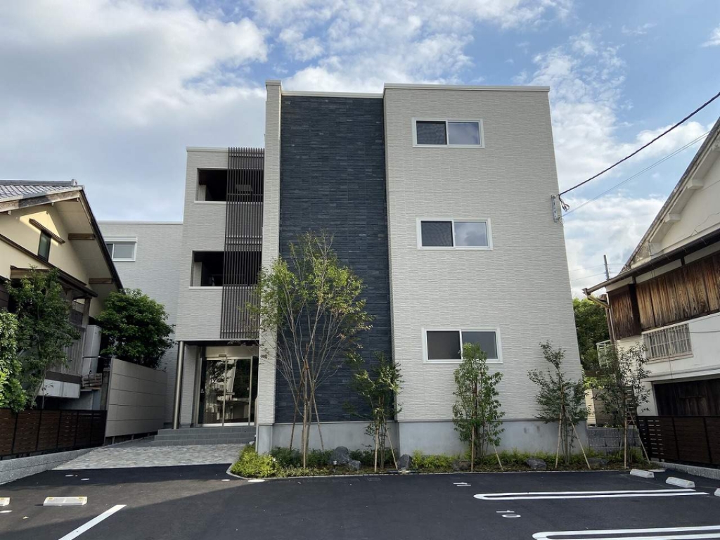 グランベレオ鷹匠 202号室 外観