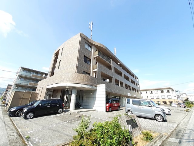 リバージュ　マンション 402号室 外観