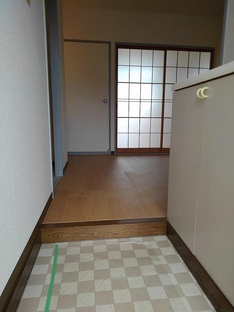 コーポ　すまいるはうす 玄関