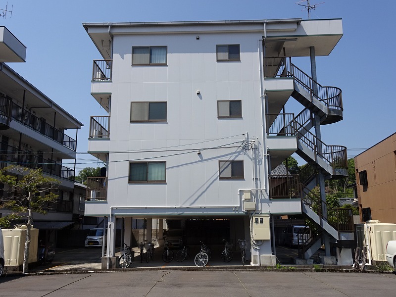 サバービアスイートⅡ 305号室 外観