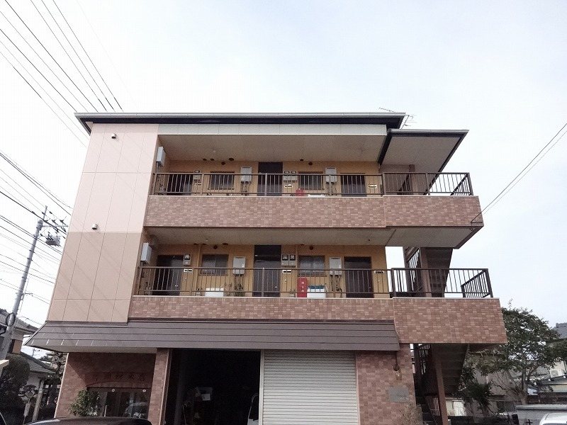 ハイツ片岡 202号室 外観