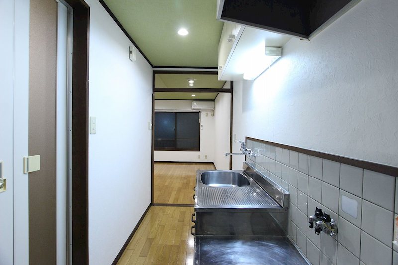 ハイツ片岡 玄関