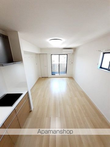 イリアンソス その他3