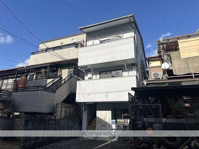 アプリ 301号室 外観
