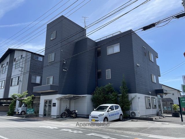フォブールカメーリエ 201号室 外観