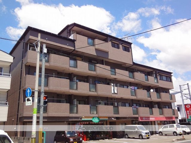 ロイヤルファミーユ 205号室 外観