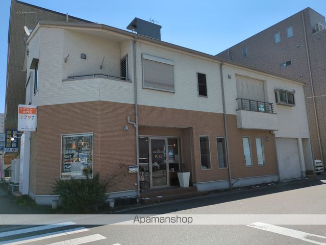新本町タウンハウス 2号室 外観