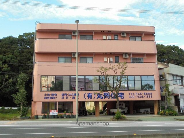 丸岡ビル 301号室 外観