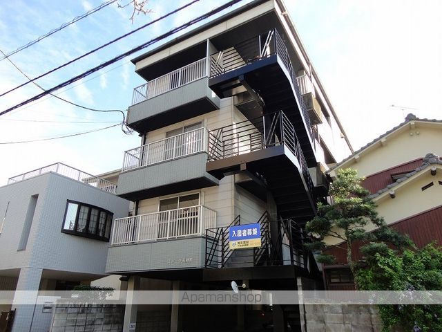 ストーク天神 303号室 外観