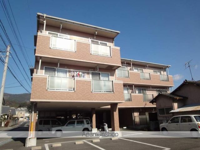 ラフィネ西秦 305号室 外観