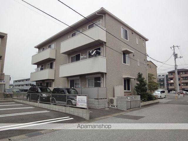 グラード杉井流 302号室 外観