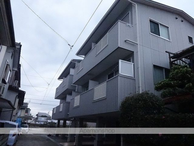 ジョージプレイス 301号室 外観