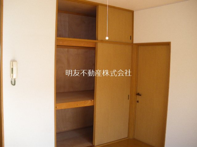 東京都世田谷区瀬田３丁目10-8 収納