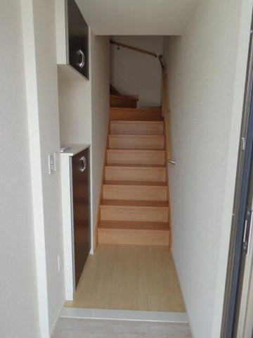 ドミールフォレスト和 玄関