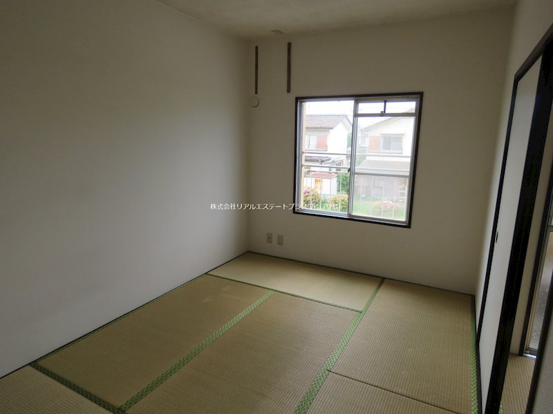 近江八幡ドリームマンションB棟 ベッドルーム