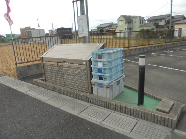 フォレスト その他8