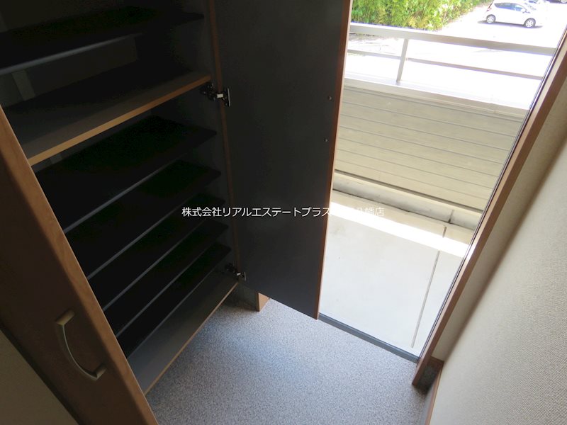 オーエス・アコールデ 玄関