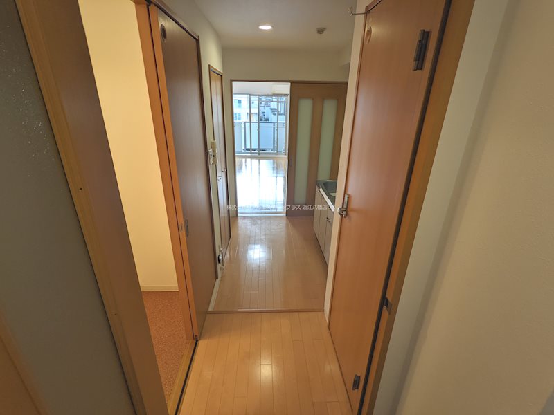 タイハイツ南出 玄関