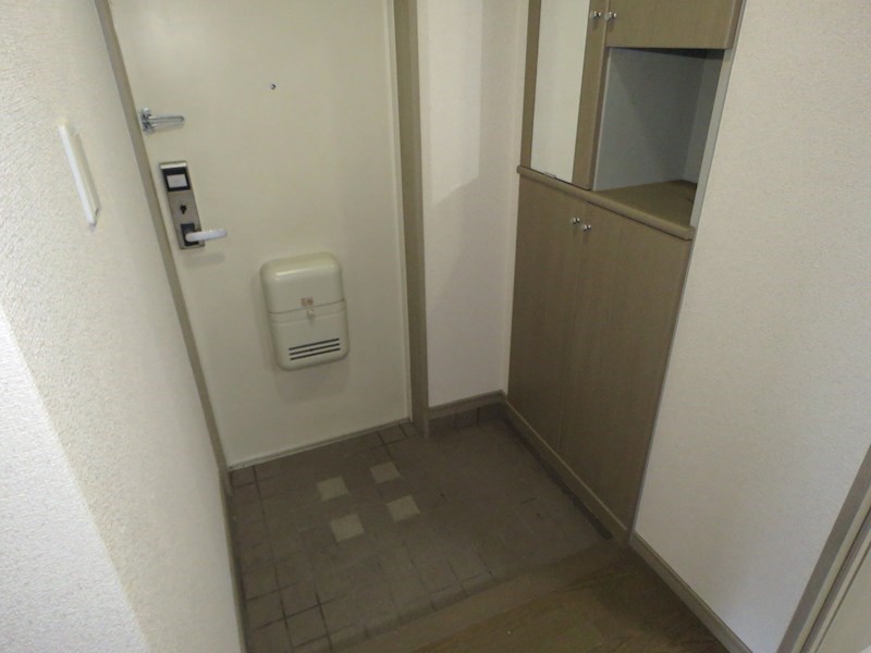 グレイス藤 玄関