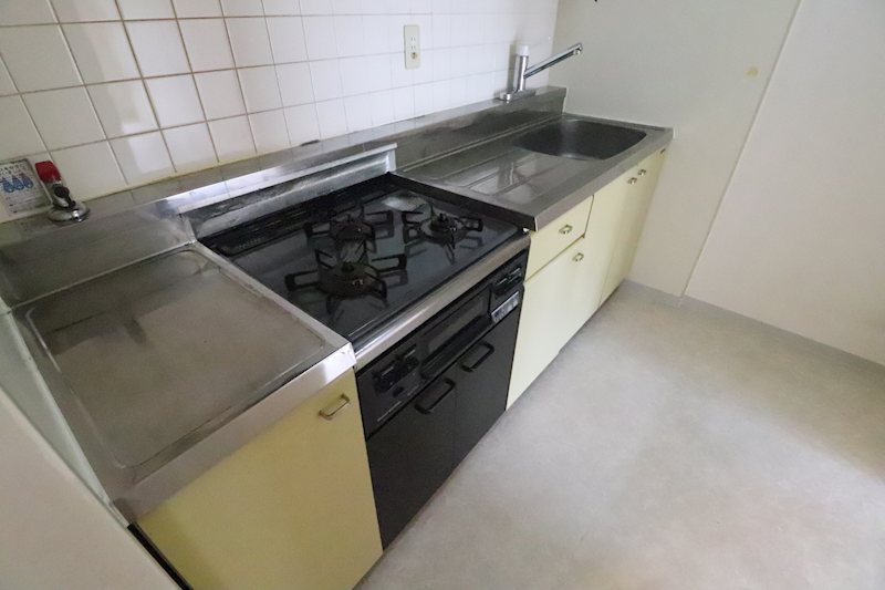 グランドメゾン守山2号棟 キッチン