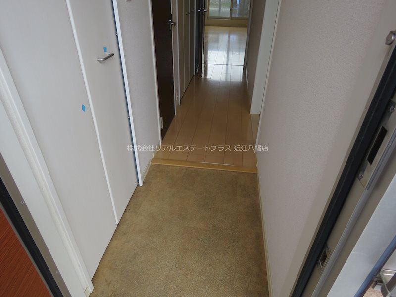 ファミーユ旭ヶ丘Ⅱ 玄関