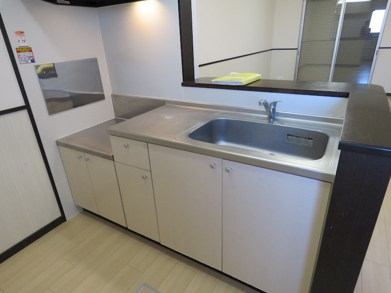 シェロウェンECHI キッチン