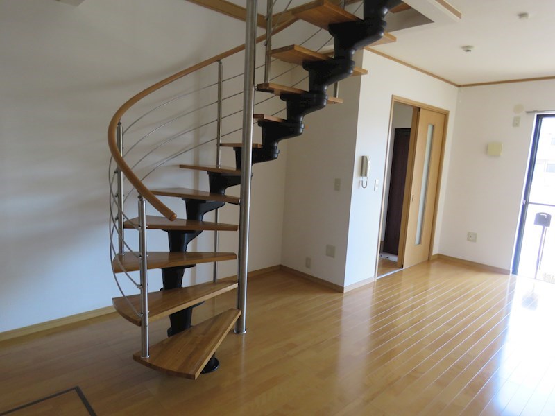 プラーサⅡ リビング