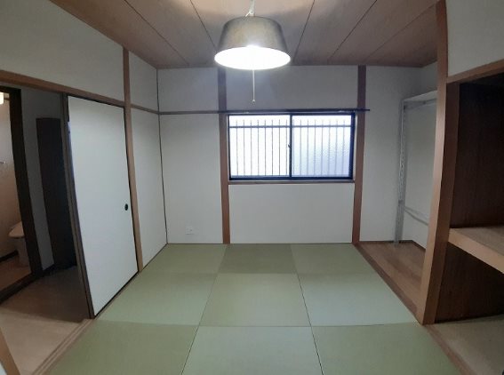 ハイツ太郎坊 ベッドルーム