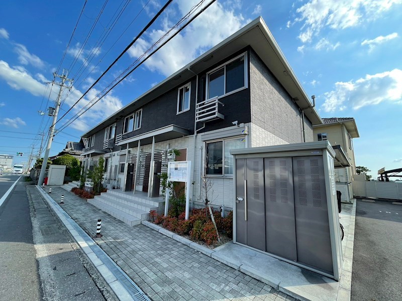 Arrows （アローズ） 外観