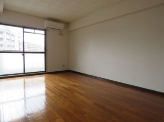 シャトーアルバ リビング