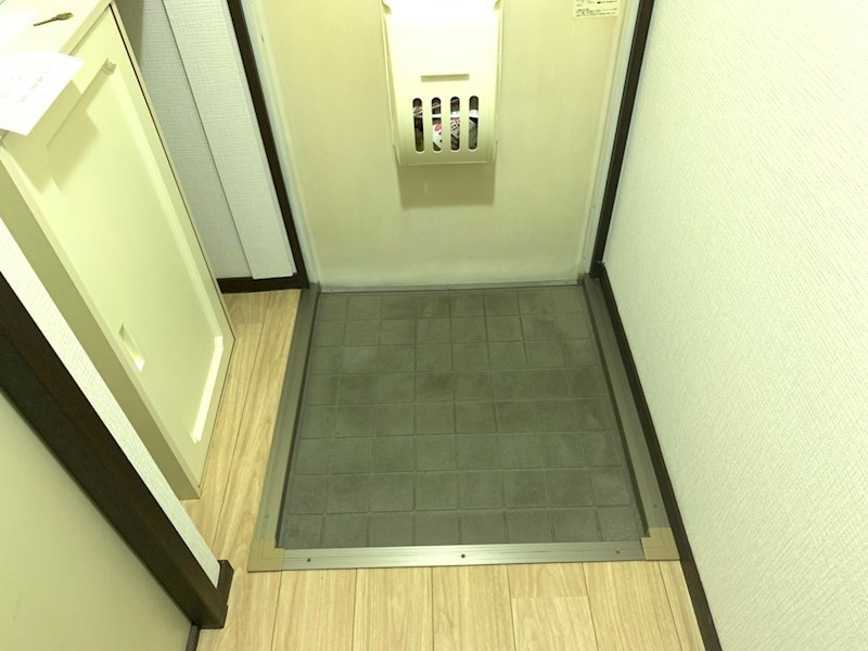 サンライフ近江 玄関