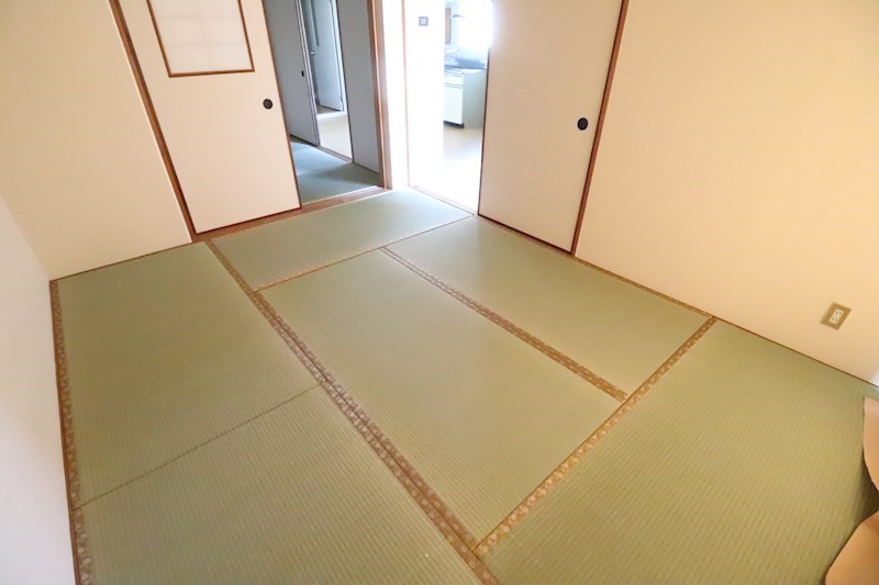ロイヤルハイツクラノ ベッドルーム