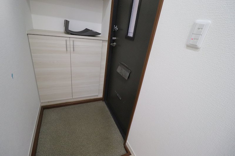 レジデンスTK  玄関
