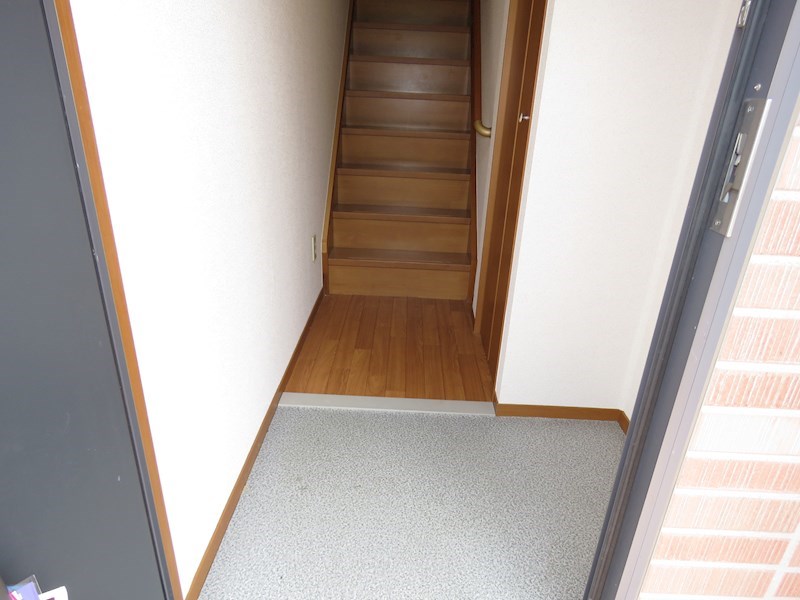 ソレジオ孝元 玄関