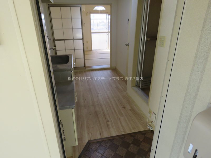 ひまわり河曲ハイツB 玄関