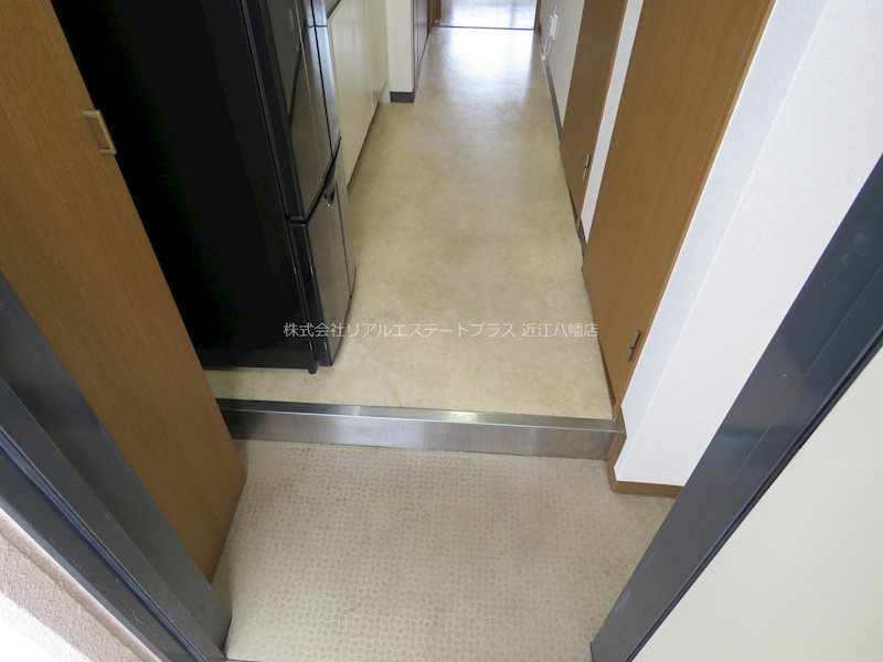メゾン愛荘  玄関