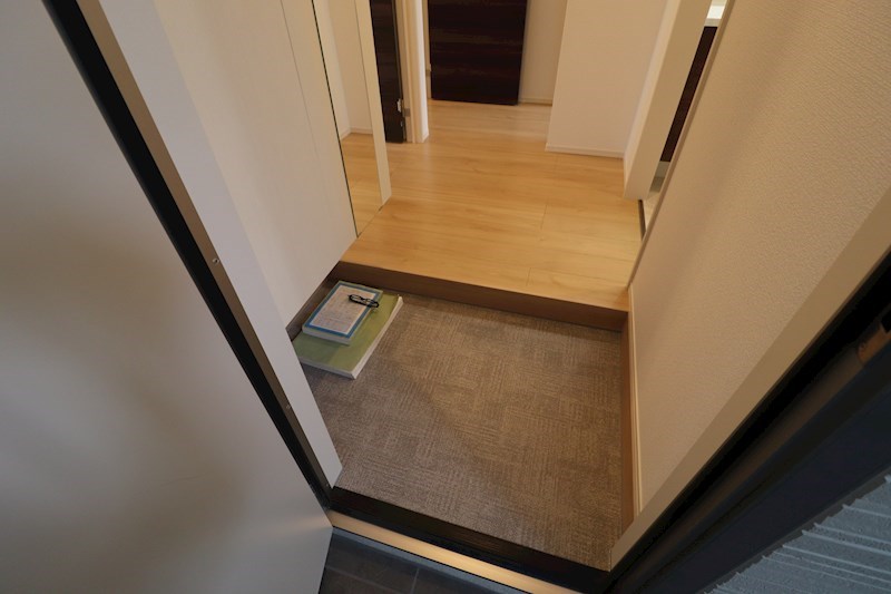 シャンピアコート 玄関