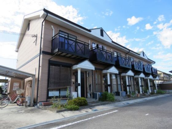 パークサイド伊勢 外観