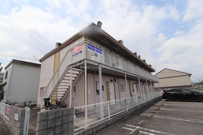 プラザエイト  102号室 外観