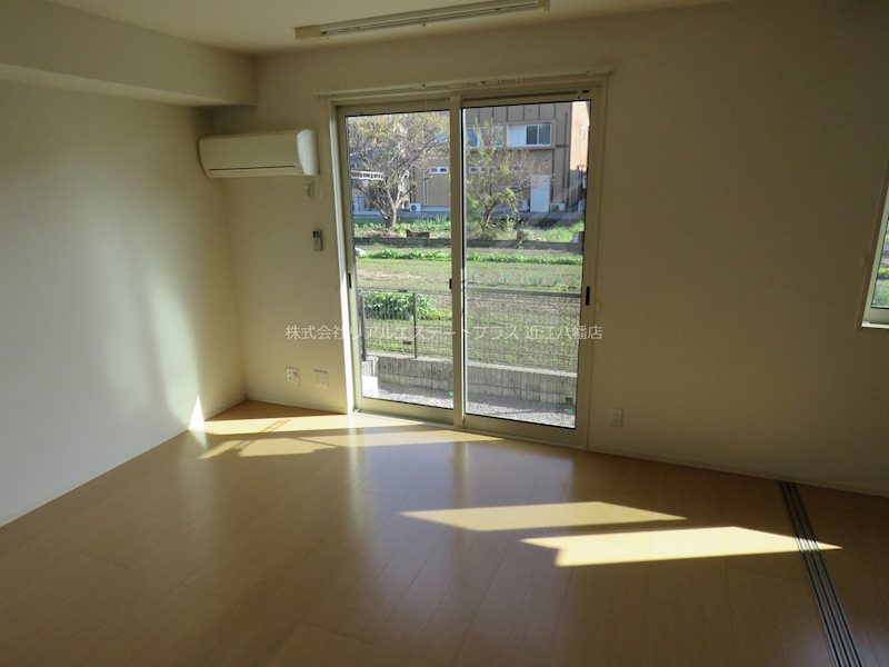 セジュールアースマーシⅣ リビング