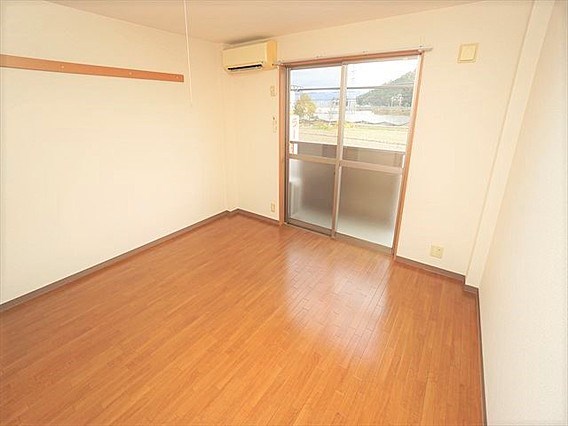 ハイツ藤Ⅱ ベッドルーム