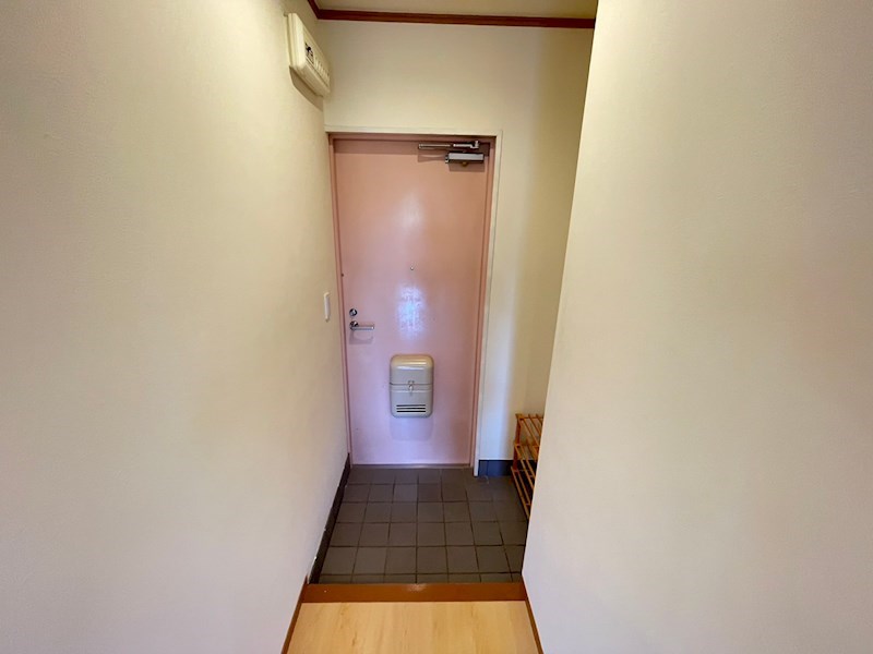 フロンティアハウス・E 玄関