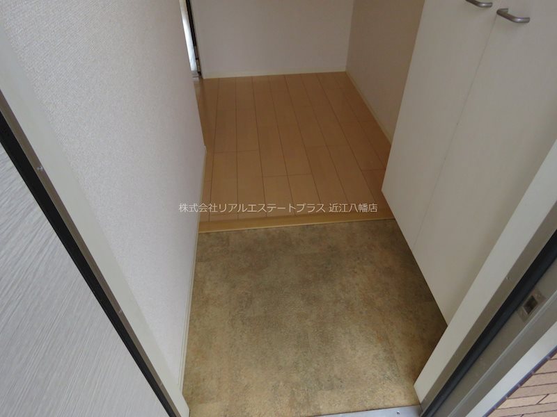 ファミーユ旭ヶ丘Ⅰ 玄関