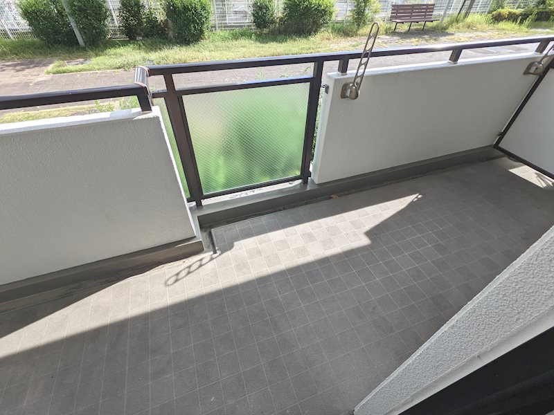 シャルマンコーポ野洲Ⅱ  ベランダ