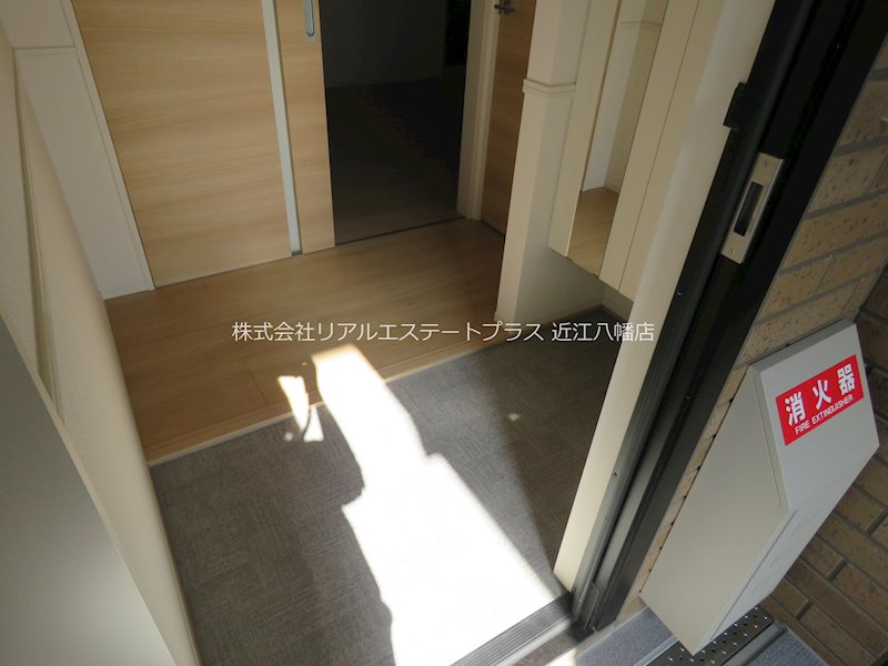 ウインズ23 玄関