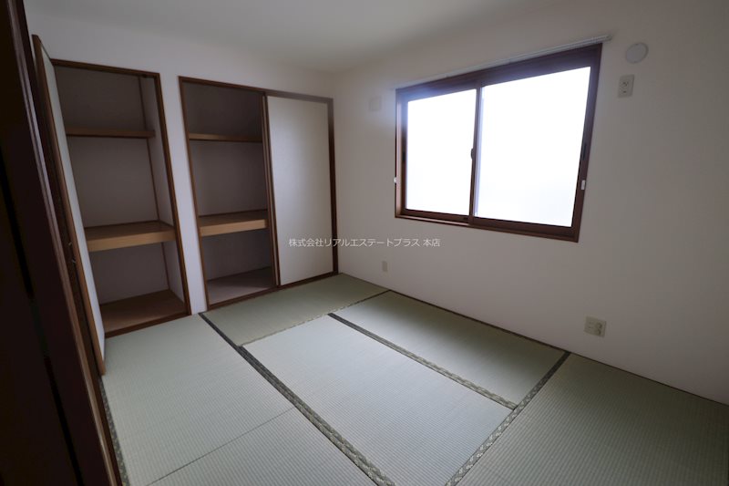 エリゼ ベッドルーム