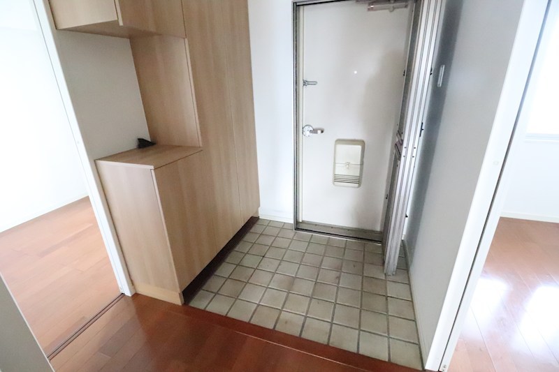 セルバ守山 玄関