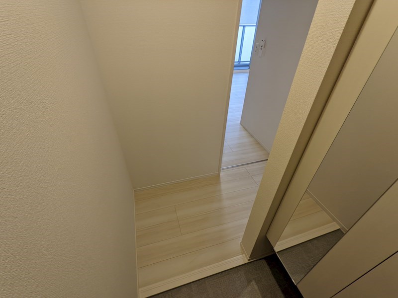 フラン岡 玄関