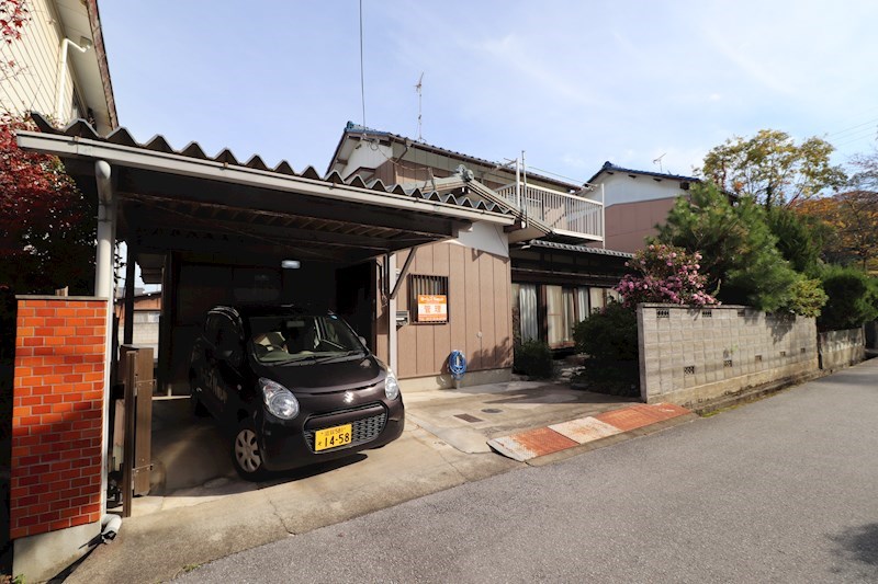 後三条町貸家 外観