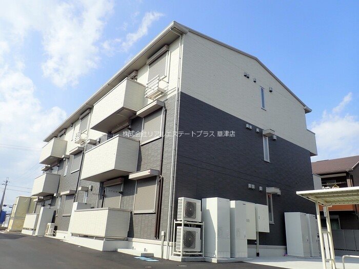 シャルム・リリー 303号室 外観
